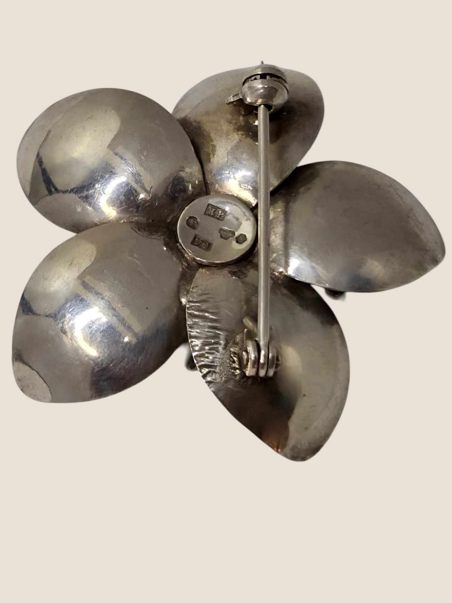 Alton, Sweden, 1956 Silver floral brooch