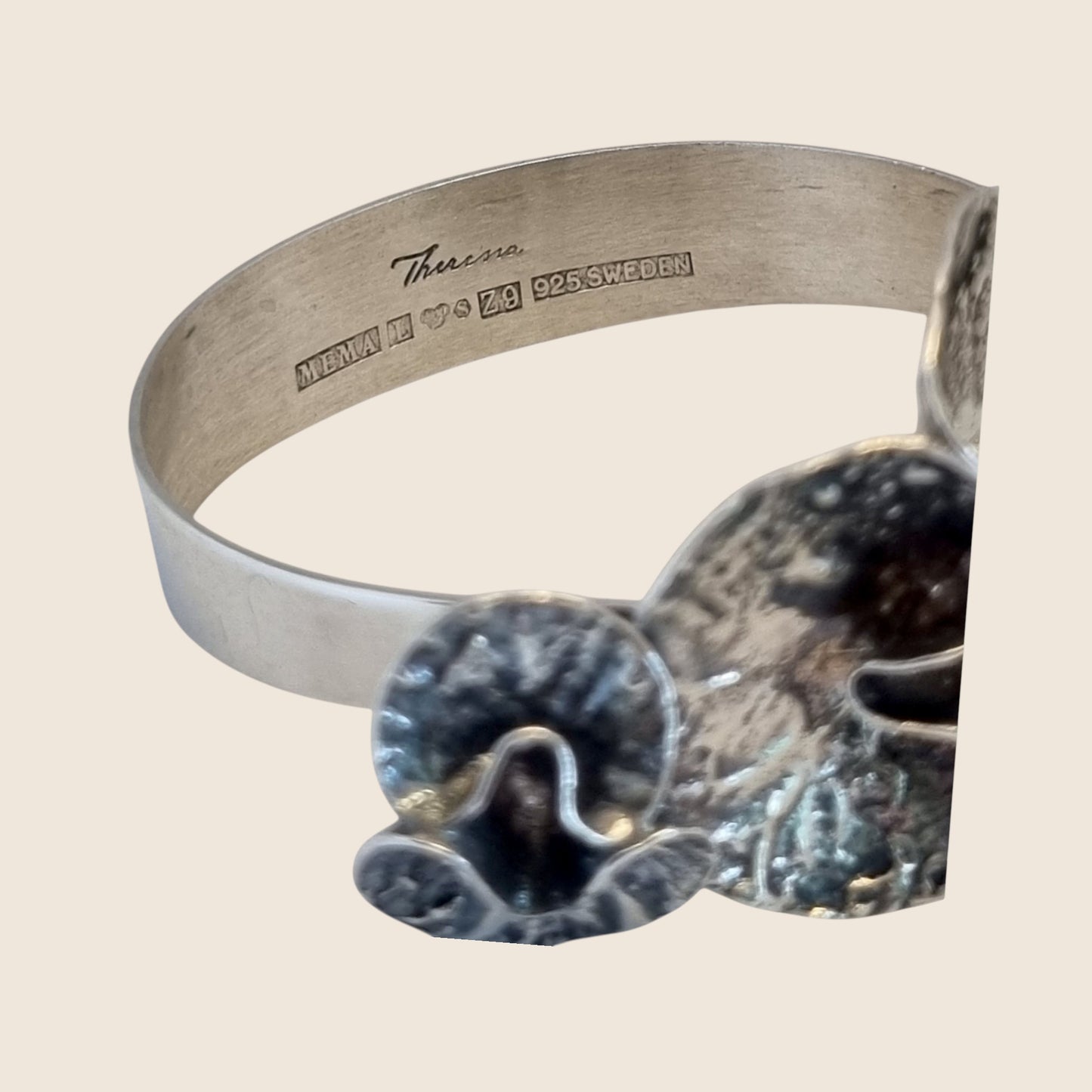 Theresia Hvorslev, "Water lily" Sweden.  1974. Rare silver bangle