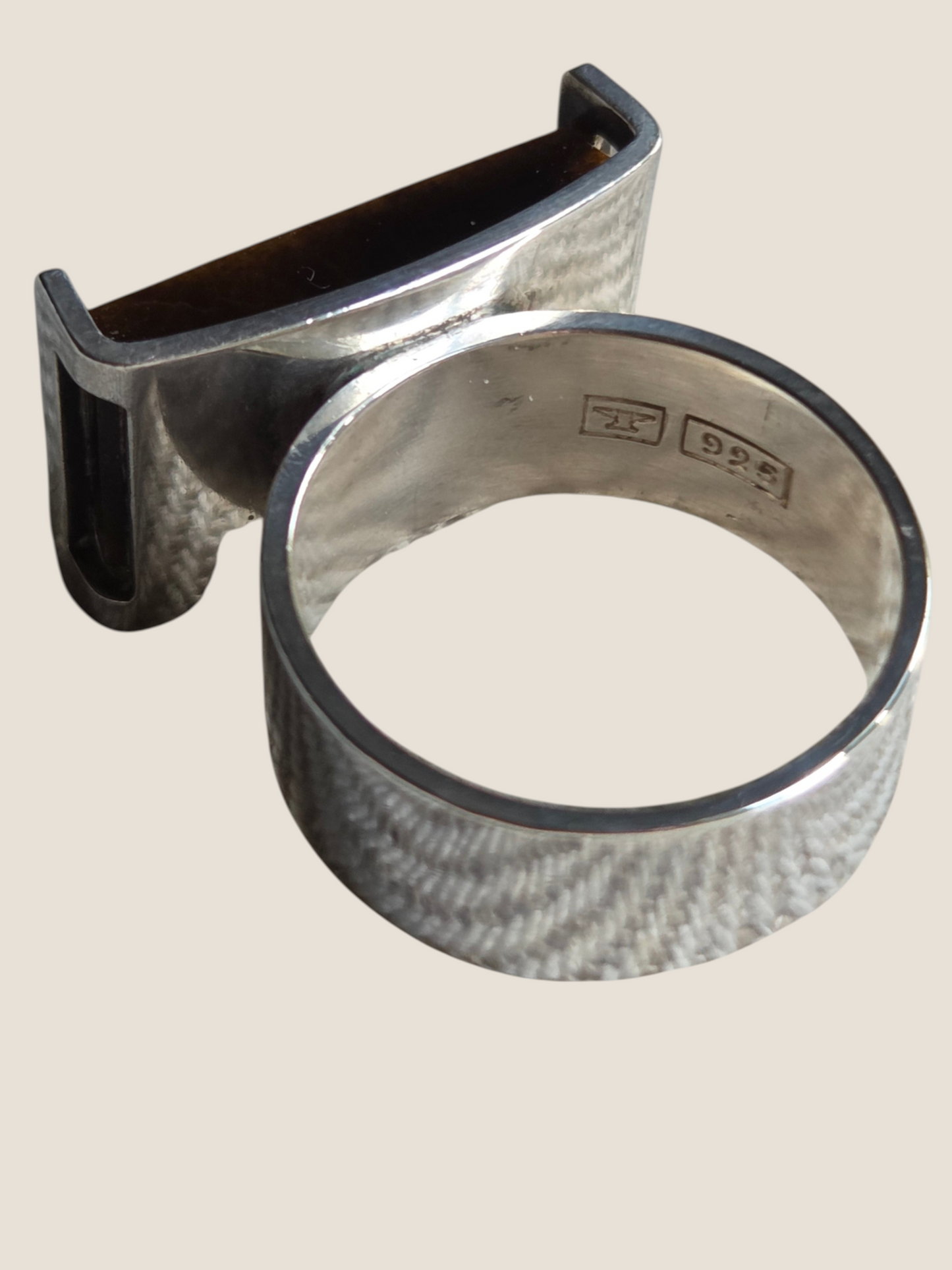Elis Kauppi, Kupittaan Kulta, Finland. Silver tigers eye ring.