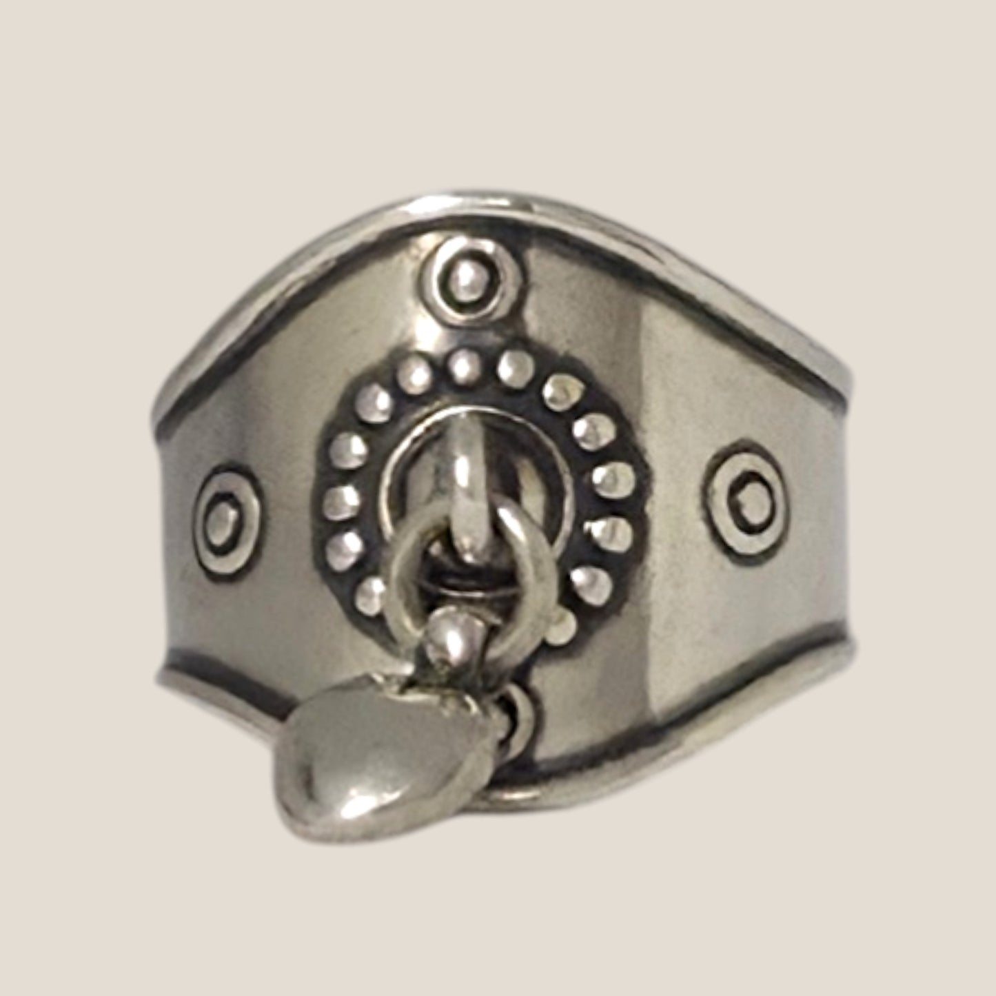 Kalevala koru, Finland 1966. Silver ring