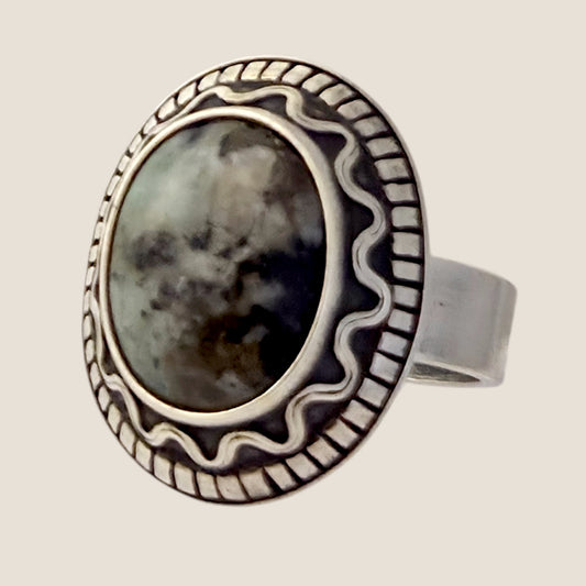 Kalevala koru, Finland, 1990. Silver ring