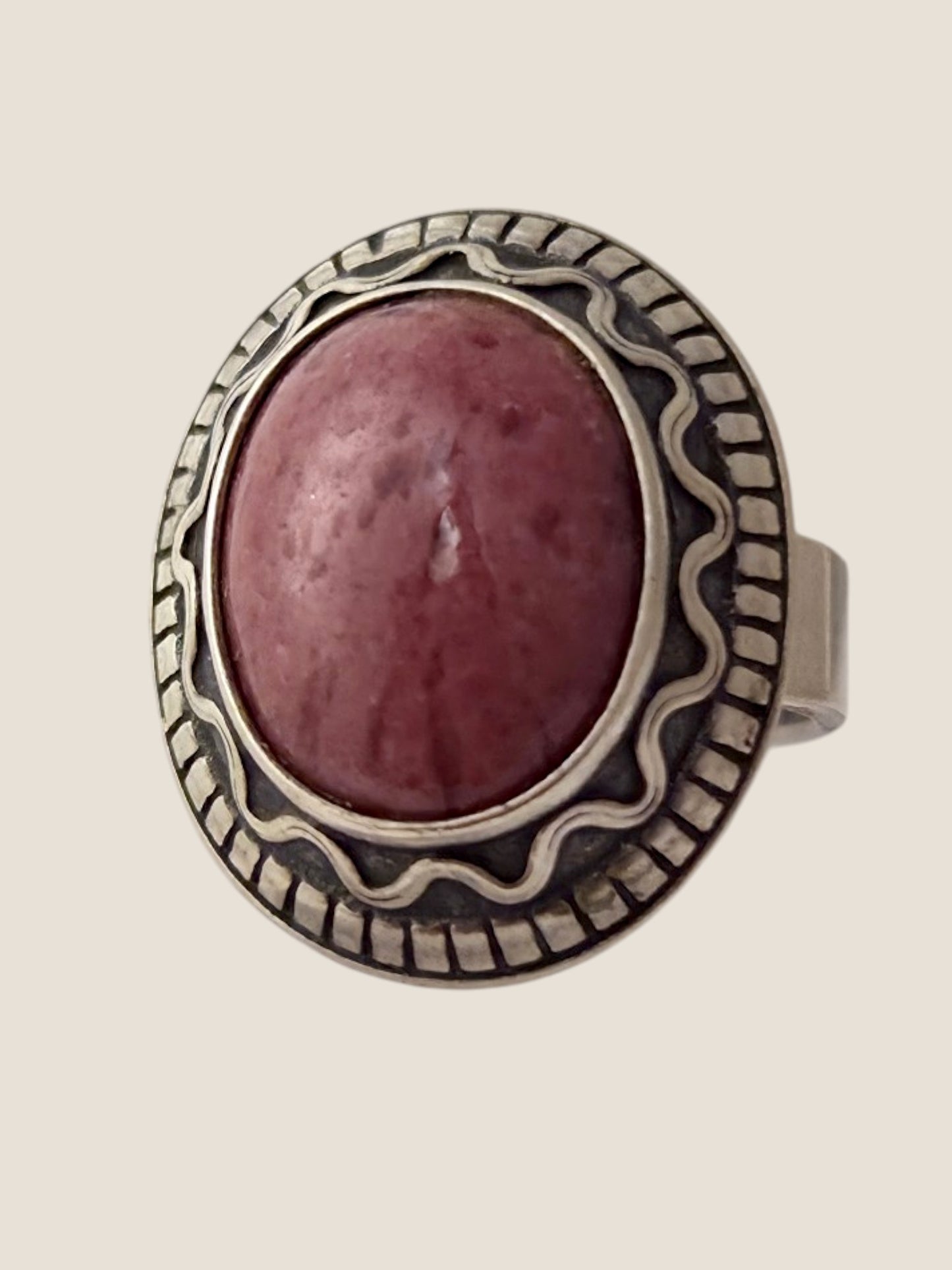 Kalevala koru, Finland. 1989. Silver ring