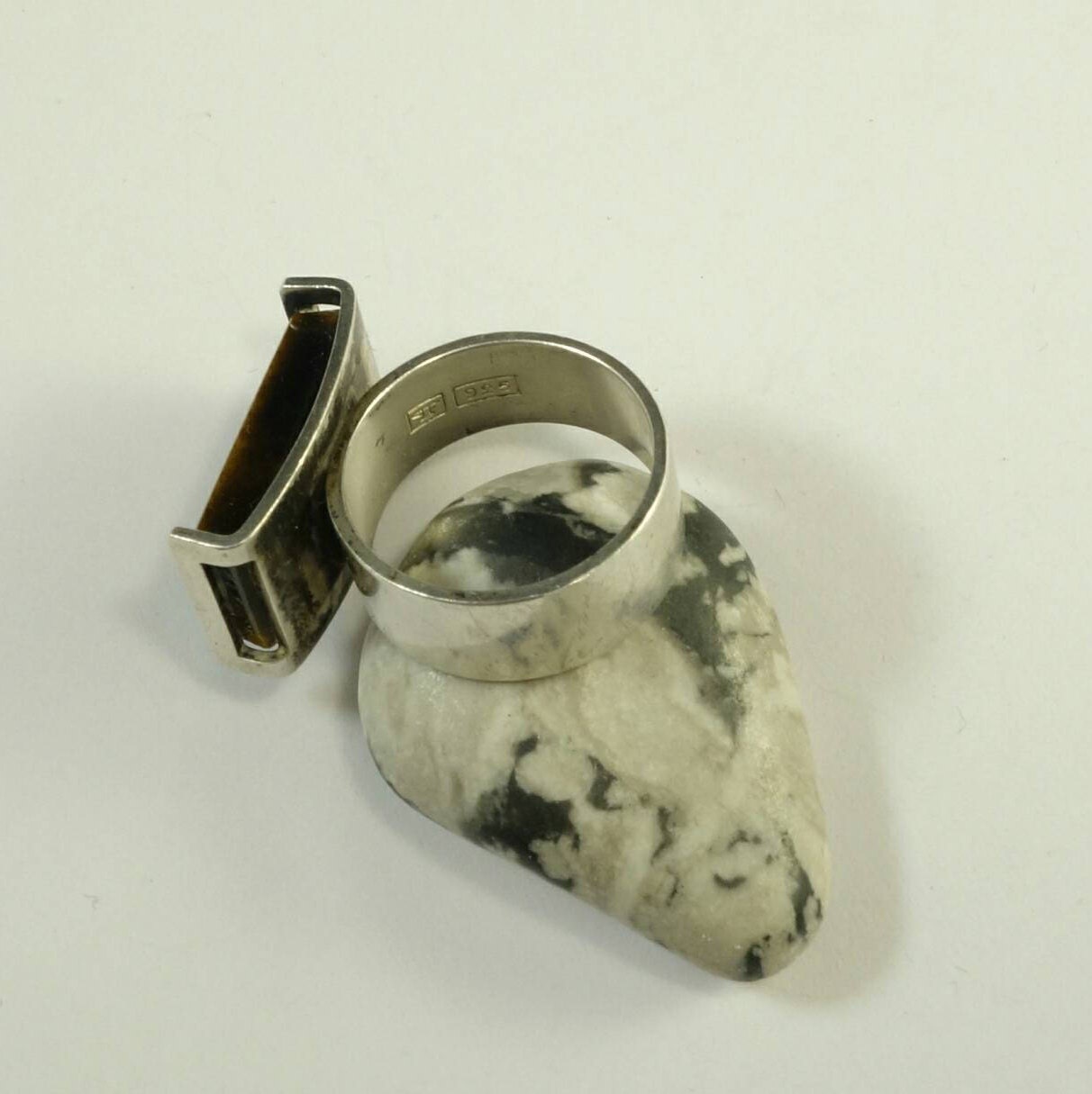 Finnish Kupittaan Kulta, Elis Kauppi silver tigers eye ring.