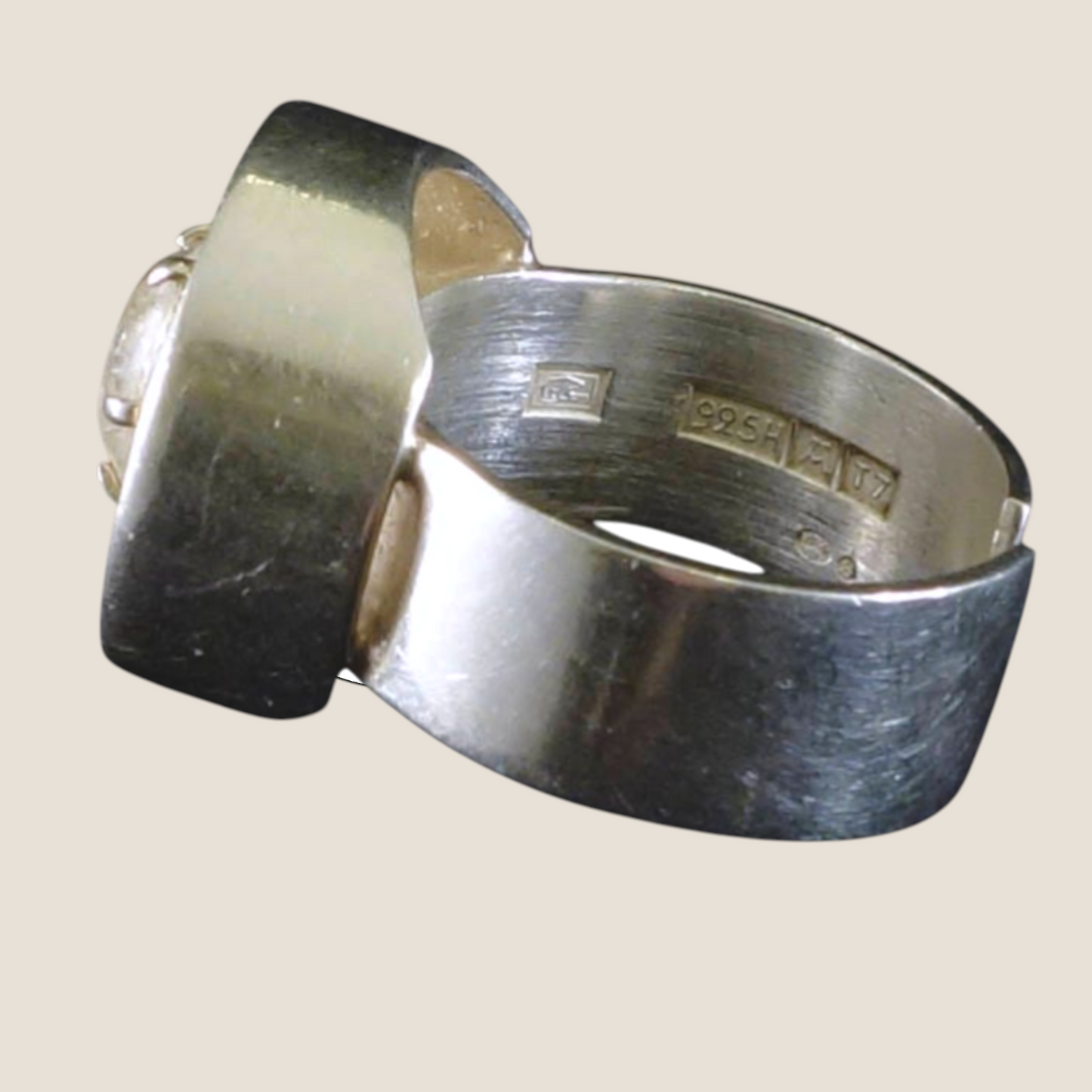 Kultaseppa Salovaara, Finland, 1972. Adjustable silver ring